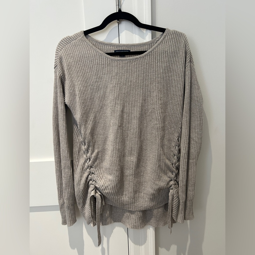 American Eagle Outfitters Light Gray Ribbed Scoop Neck Sweater with Side Lace-Up